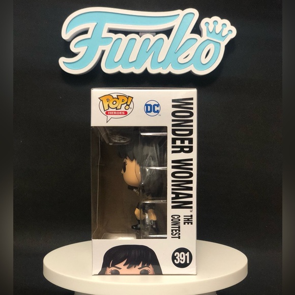 Wonder Woman (The Contest)- 391- Mint Condition- Funko - Picture 5 of 8